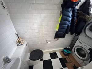 Photo 11- click for photo gallery